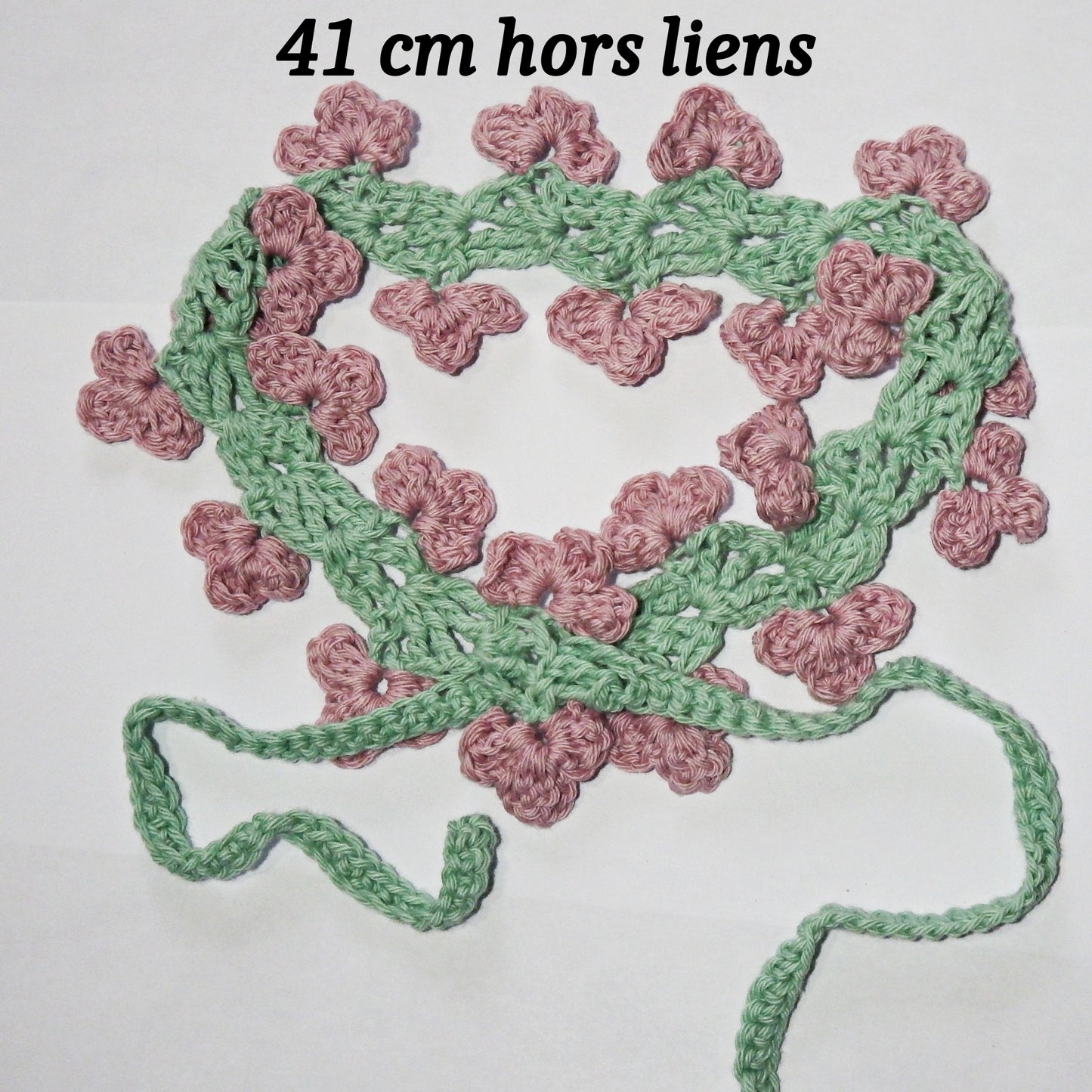 Plusieurs modèles  de bandeaux à nouer, fabrication artisanale au crochet