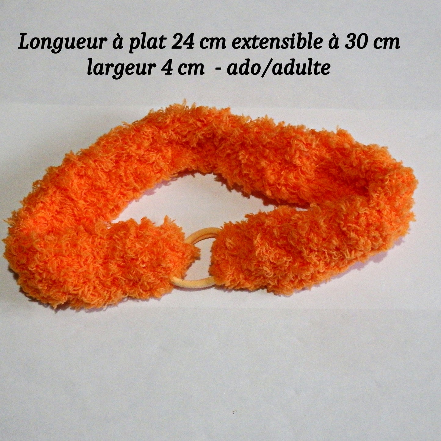 Plusieurs modèles  de bandeaux avec elastique, fabrication artisanale au crochet,