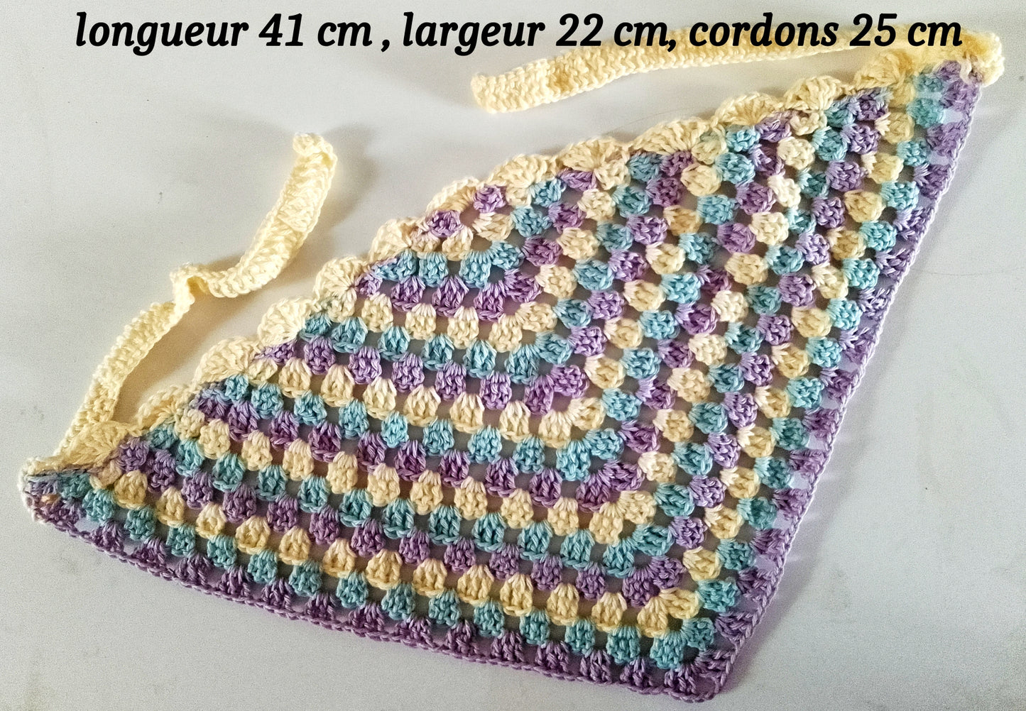 Plusieurs modèles  de bandanas à nouer, fabrication artisanale au crochet