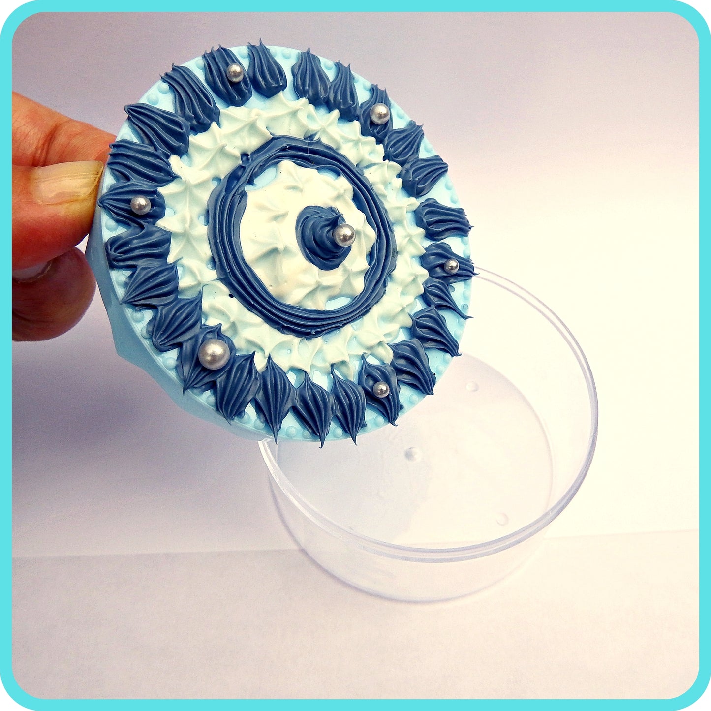 Boites à bijoux, décoration artisanale en colle-crème, pièce unique, bleue